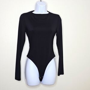 -Black Bodysuit Longsleeve by Meshki